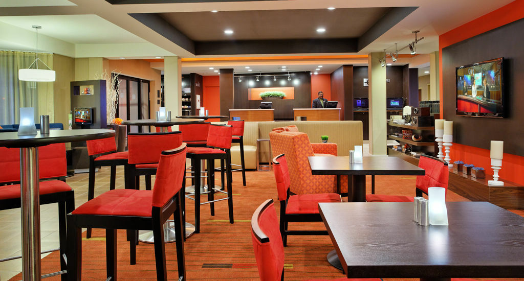 Courtyard Tallahassee North/I-10 Capital Circle Exterior photo